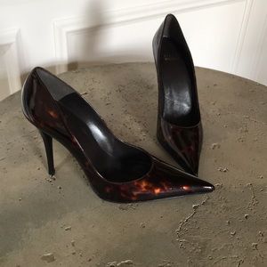 Stuart weitzman tortoise pumps